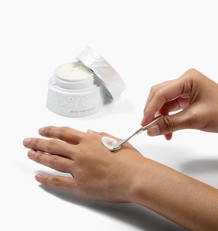 DECORTÉ AQ Absolute Brightening Cream AQAbsoluteGlow-